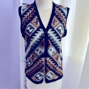 La Vicunita Aztec Vest 100% Baby Alpaca Wool